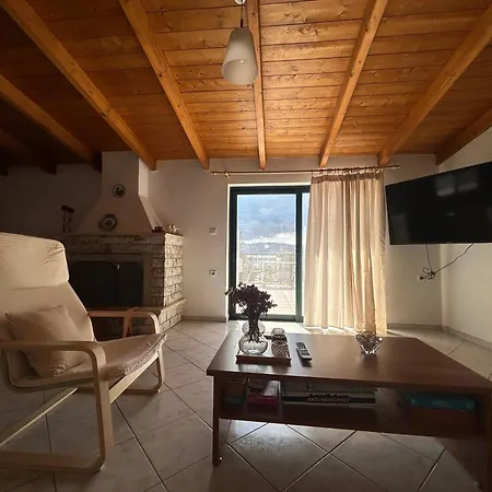 Lena S Apartment Нафпактос Экстерьер фото